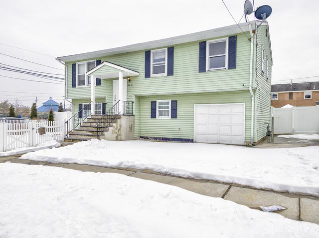 42 Mercer Street, Carteret, NJ 07008