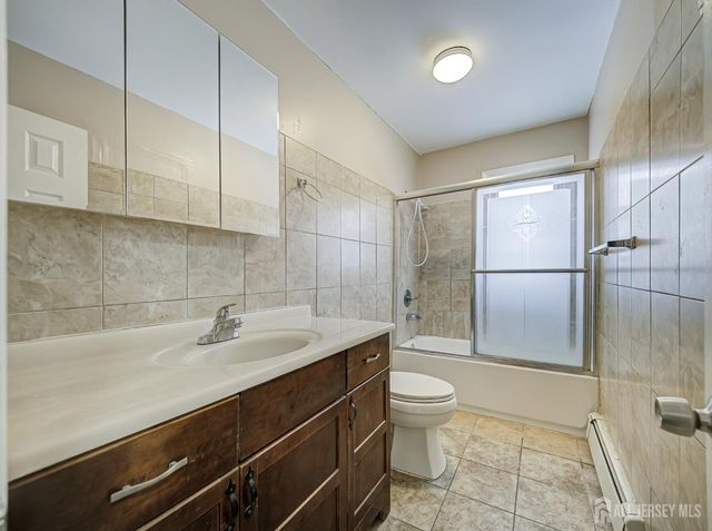 42 Mercer Street, Carteret, NJ 07008