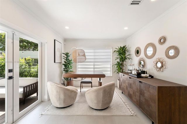 45 Palermo Ave, Coral Gables, FL 33134