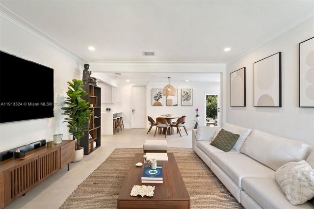 45 Palermo Ave, Coral Gables, FL 33134