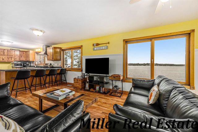 9059 S M 43 Highway, Delton, MI 49046