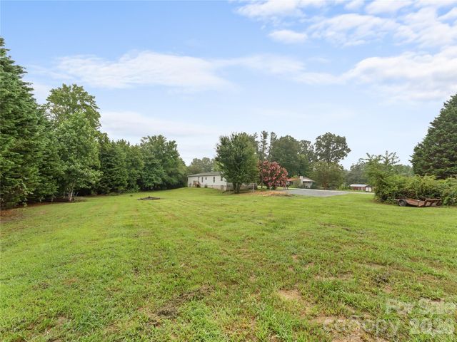 398 Staton Road, Flat Rock, NC 28731