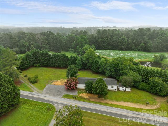 398 Staton Road, Flat Rock, NC 28731