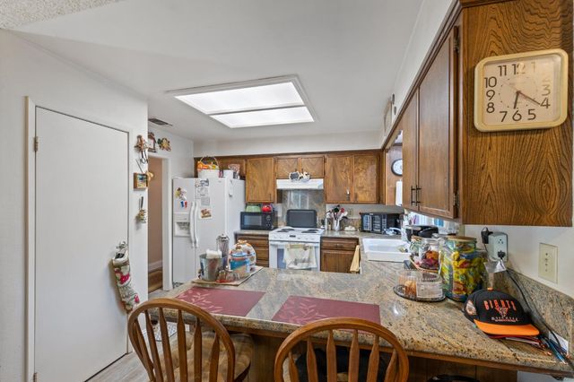 2724 Monocott Drive, Madera, CA 93637