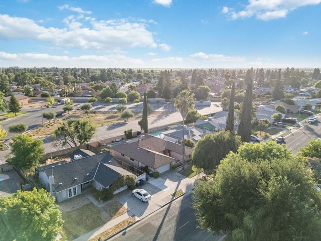 2724 Monocott Drive, Madera, CA 93637