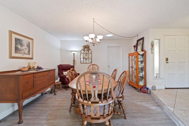 2724 Monocott Drive, Madera, CA 93637