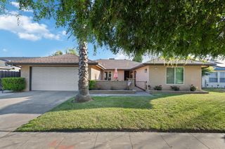 2724 Monocott Drive, Madera, CA 93637