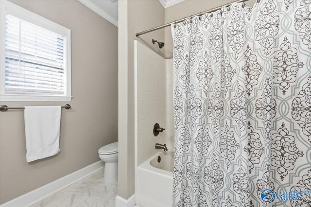 2414 Johnstone Circle, Huntsville, AL 35803