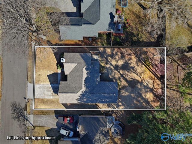 2414 Johnstone Circle, Huntsville, AL 35803