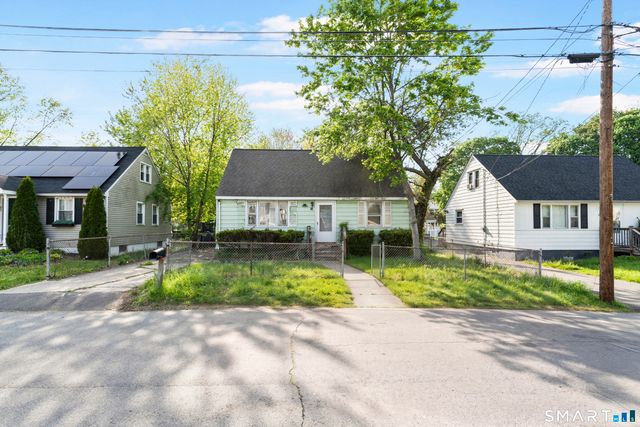 75 Brookside Avenue, Bridgeport, CT 06606