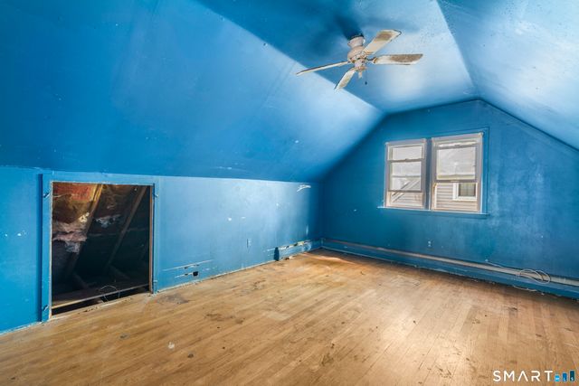 75 Brookside Avenue, Bridgeport, CT 06606