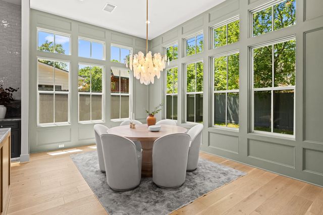 1414 Chamboard Lane, Houston, TX 77018