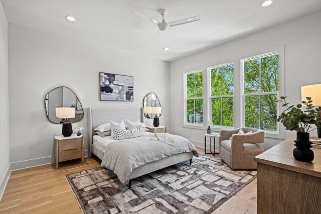 1414 Chamboard Lane, Houston, TX 77018