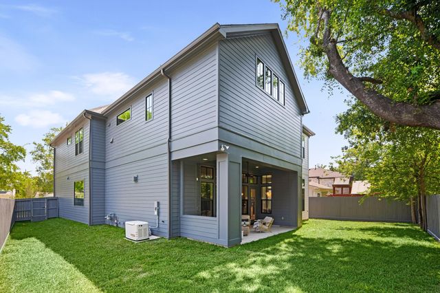 1414 Chamboard Lane, Houston, TX 77018