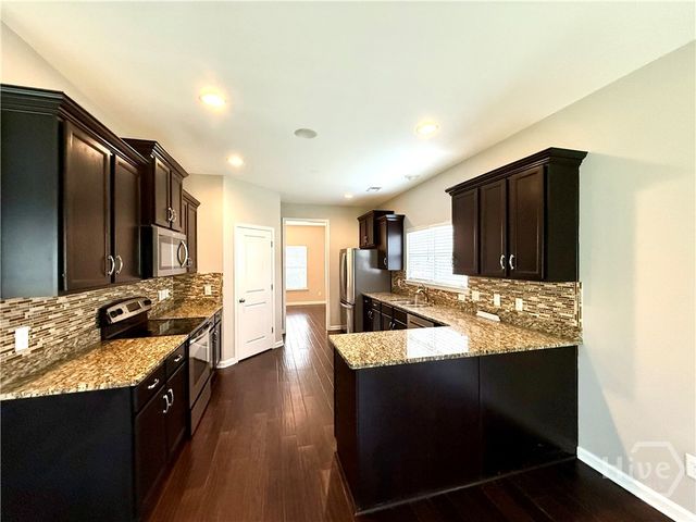 210 Willow Oak Drive, Richmond Hill, GA 31324