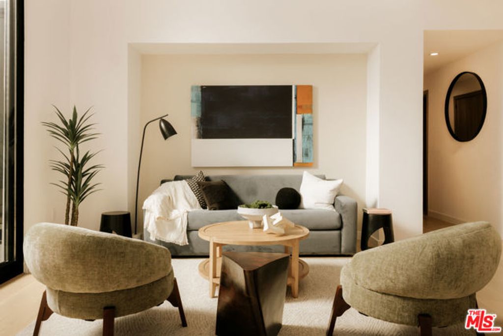 2919 Waverly Drive 103, Los Angeles, CA 90039