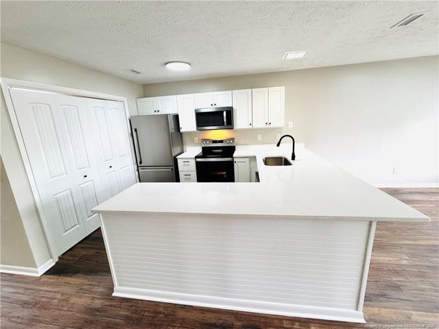 1018-5 Brookhollow Drive, Fayetteville, NC 28314