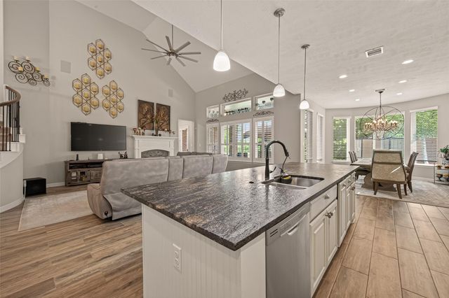 1106 River Bow Drive, Richmond, TX 77406