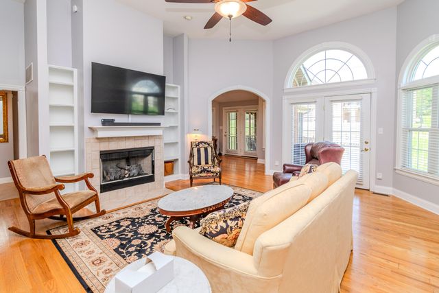 187 Hawthorne Drive, Winchester, KY 40391