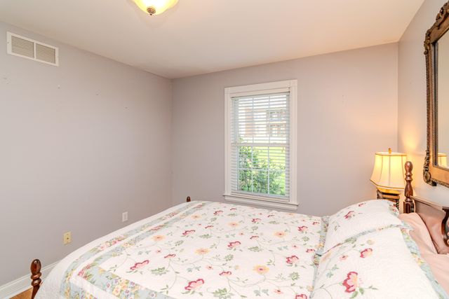 187 Hawthorne Drive, Winchester, KY 40391