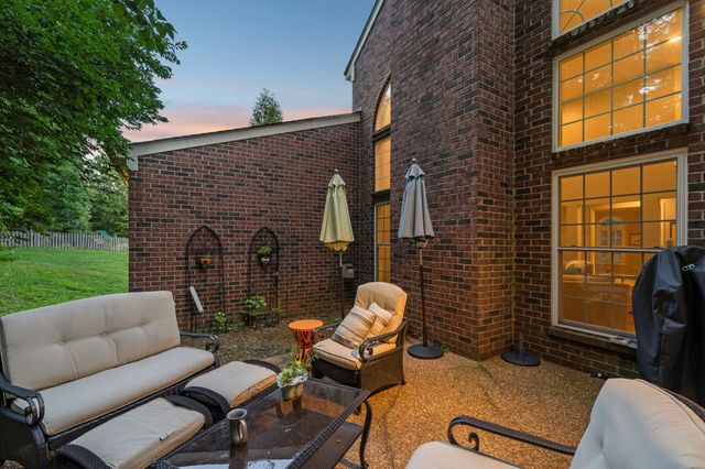302 Findon Ct, Franklin, TN 37064