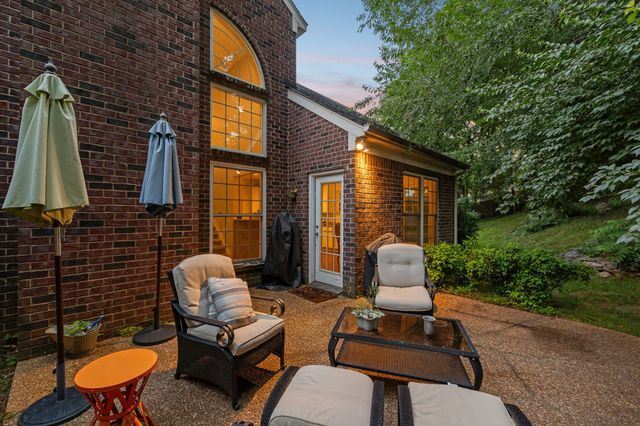 302 Findon Ct, Franklin, TN 37064