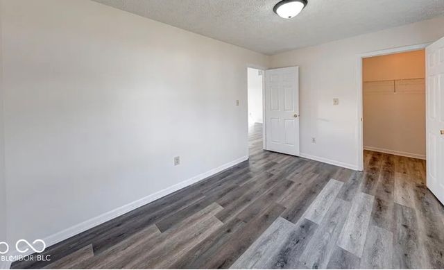 7621 Orchard Village Drive, Indianapolis, IN 46217