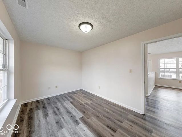 7621 Orchard Village Drive, Indianapolis, IN 46217