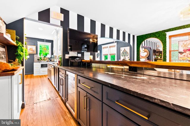 1124 MANTUA PIKE, Mantua, NJ 08051