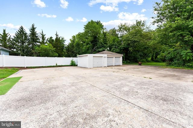 1124 MANTUA PIKE, Mantua, NJ 08051