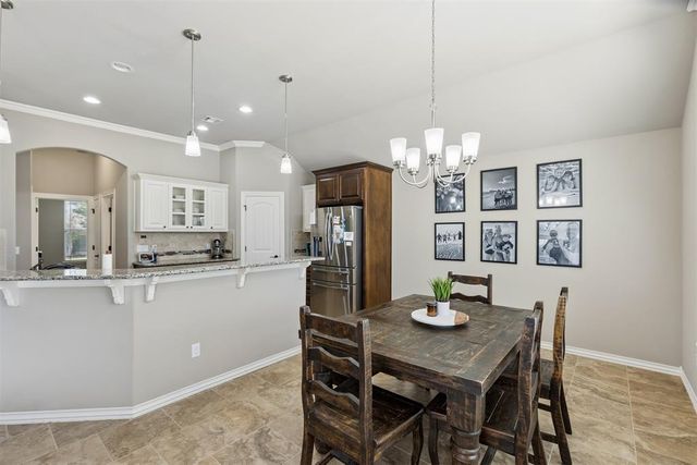 15925 Burkett Circle, Edmond, OK 73013