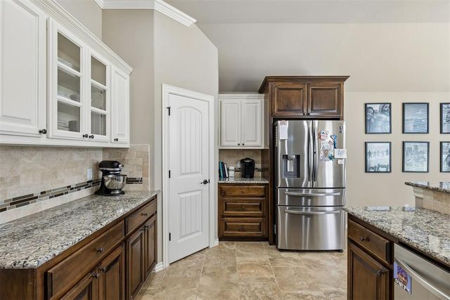 15925 Burkett Circle, Edmond, OK 73013