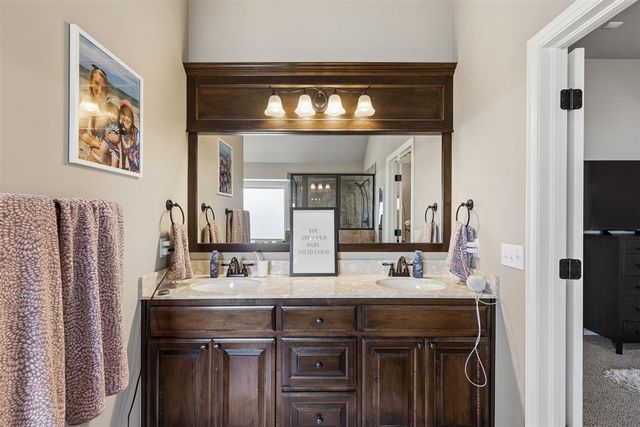 15925 Burkett Circle, Edmond, OK 73013