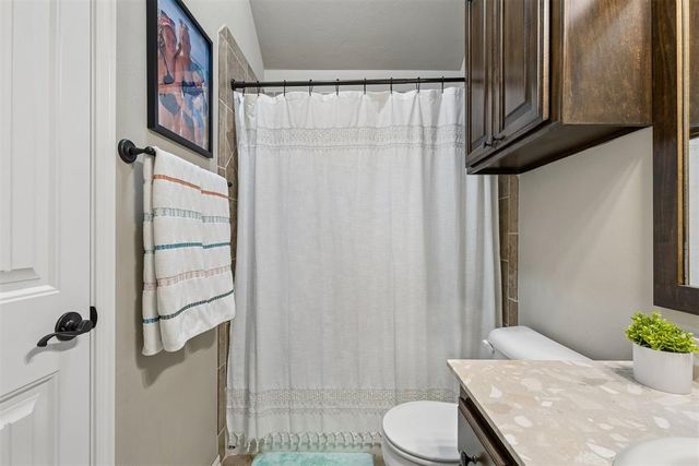 15925 Burkett Circle, Edmond, OK 73013