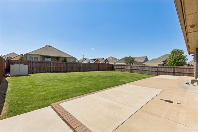 15925 Burkett Circle, Edmond, OK 73013