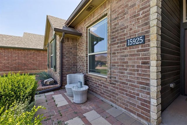 15925 Burkett Circle, Edmond, OK 73013