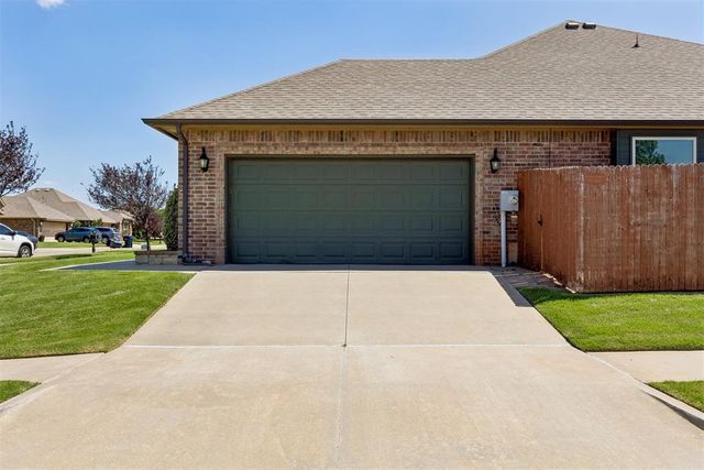 15925 Burkett Circle, Edmond, OK 73013
