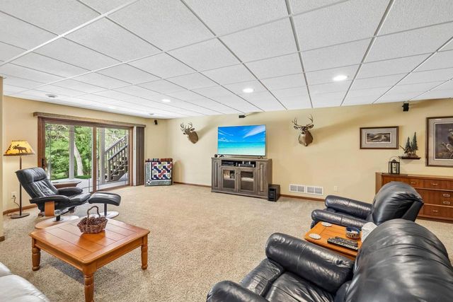 875 Fawn Lane, Grand Marsh, WI 53936