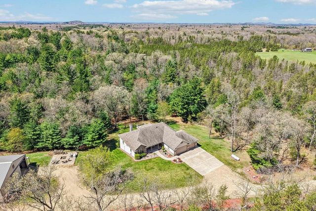 875 Fawn Lane, Grand Marsh, WI 53936