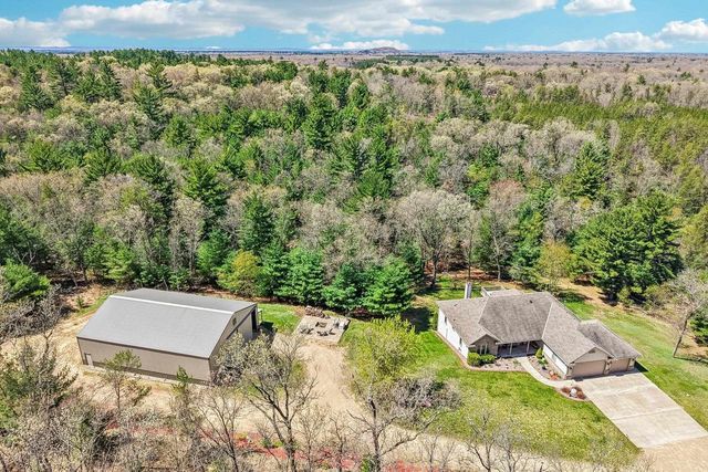 875 Fawn Lane, Grand Marsh, WI 53936