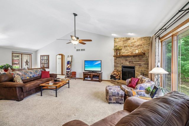 875 Fawn Lane, Grand Marsh, WI 53936