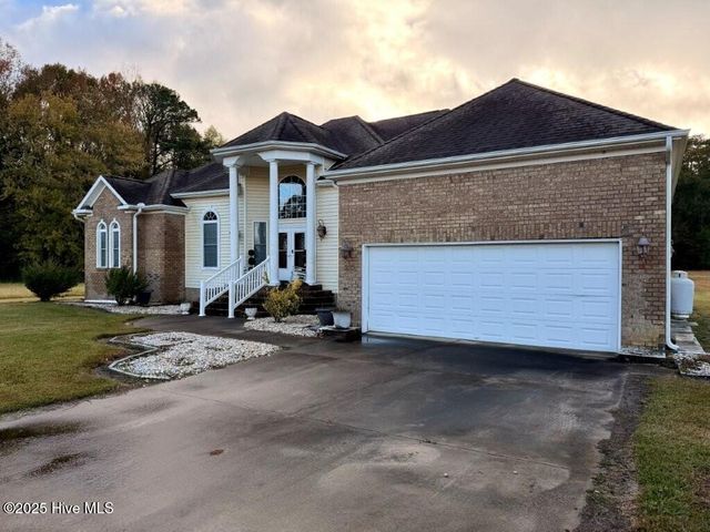 233 Boyd Acres Road, Washington, NC 27889