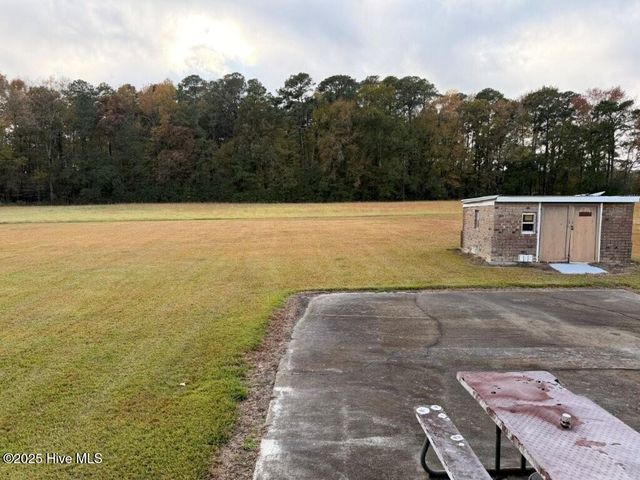 233 Boyd Acres Road, Washington, NC 27889