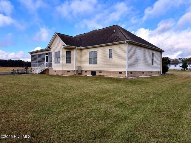 233 Boyd Acres Road, Washington, NC 27889