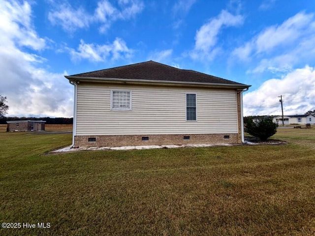 233 Boyd Acres Road, Washington, NC 27889