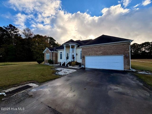 233 Boyd Acres Road, Washington, NC 27889