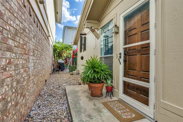 2922 Canis Circle, Garland, TX 75044