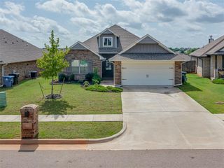 8300 Lambert Way, Edmond, OK 73034