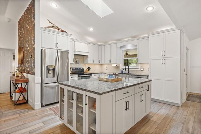 2504 ORCHARD DRIVE, Apopka, FL 32712