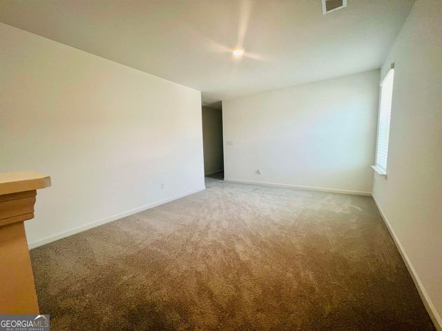 4005 Berry Farm Court, Loganville, GA 30052
